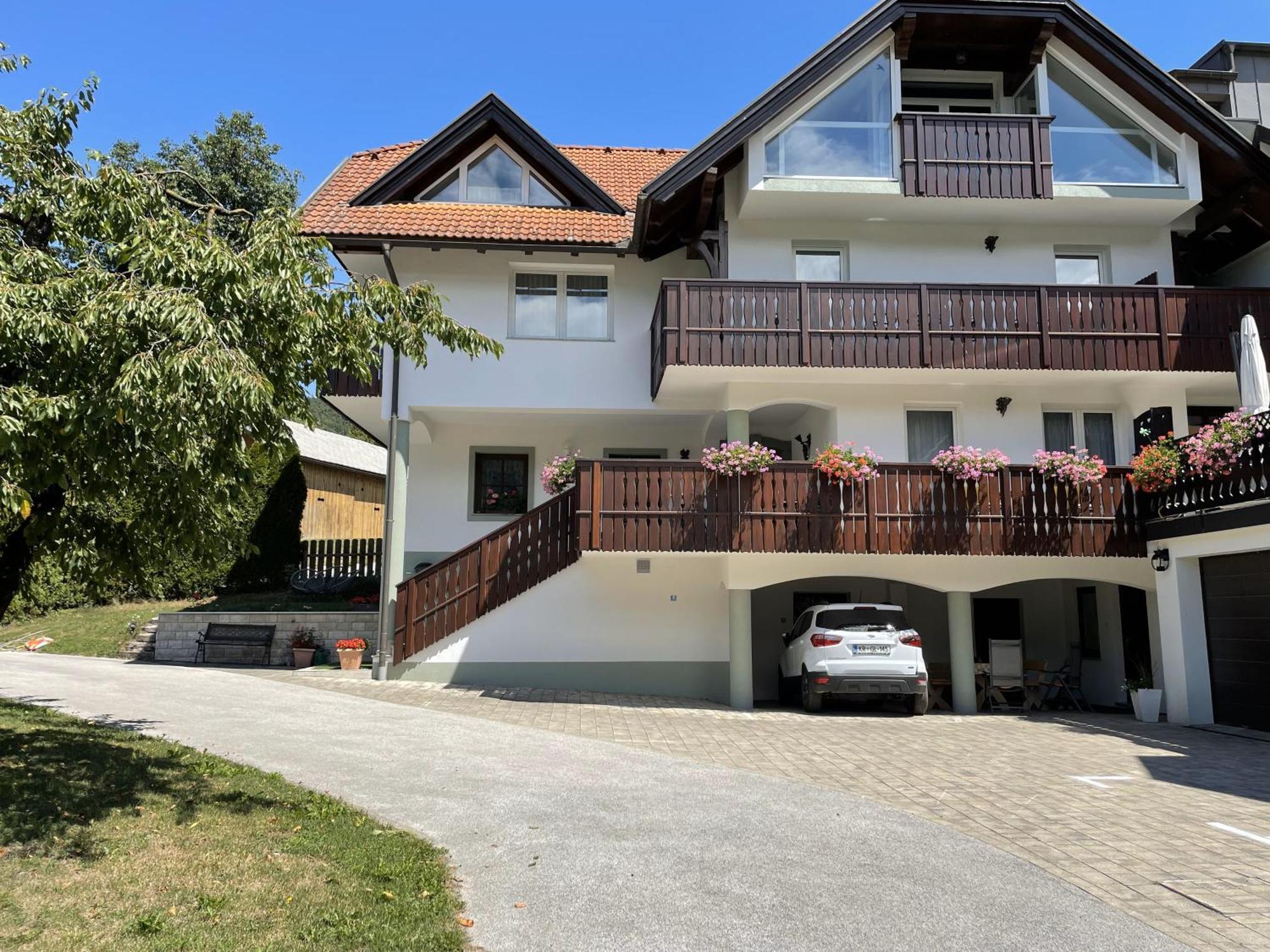 Rooms Hrominc Блед Екстериор снимка